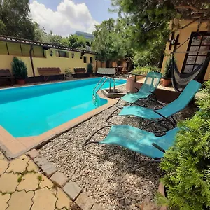 Casa Mica Bukarest
